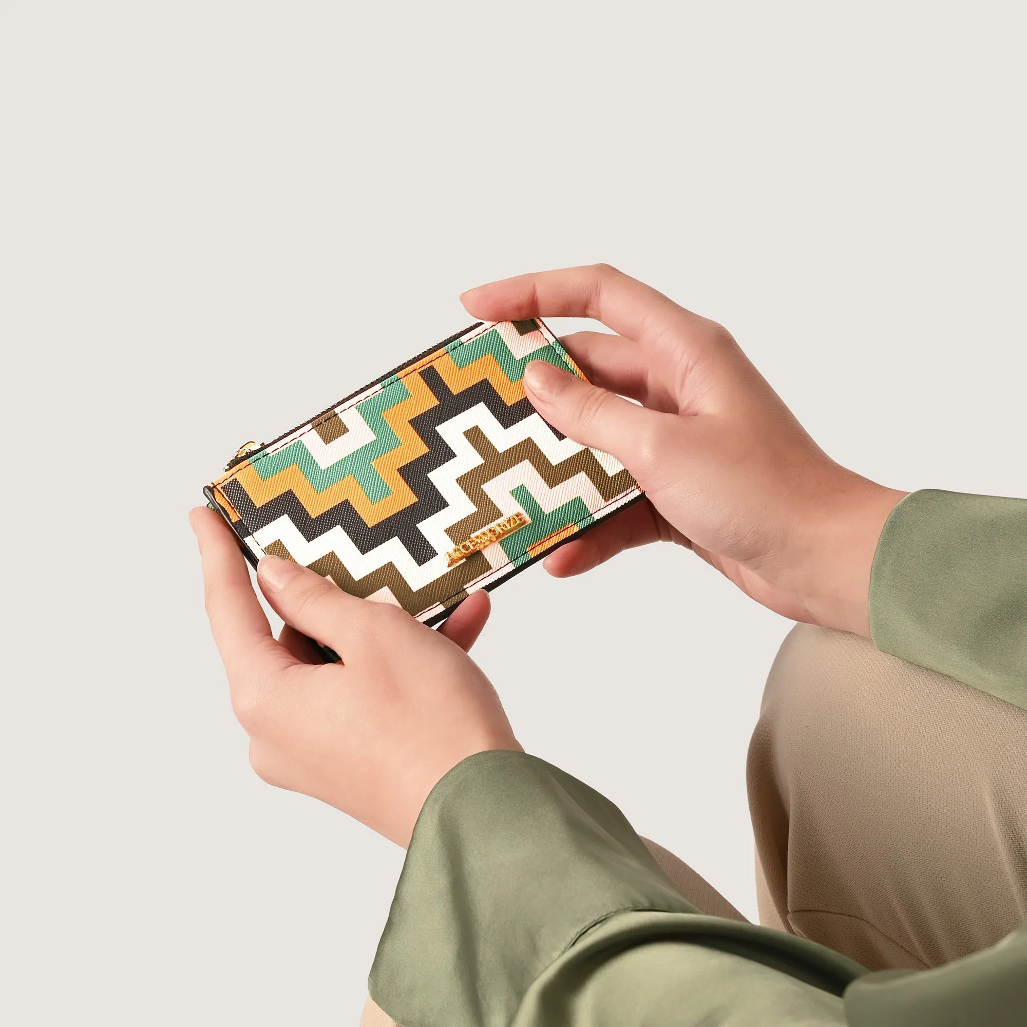 Accessorize London Women's Multi Geometric Classic Cardholder