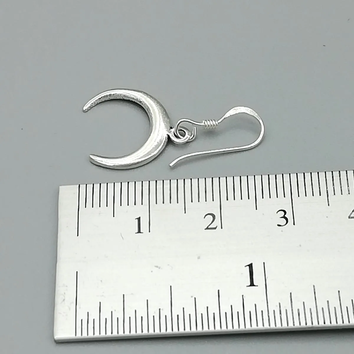 Crescent moon earrings | Silver ear danglers | Boho earrings | Celestial jewelry | Silver jewelry | E200